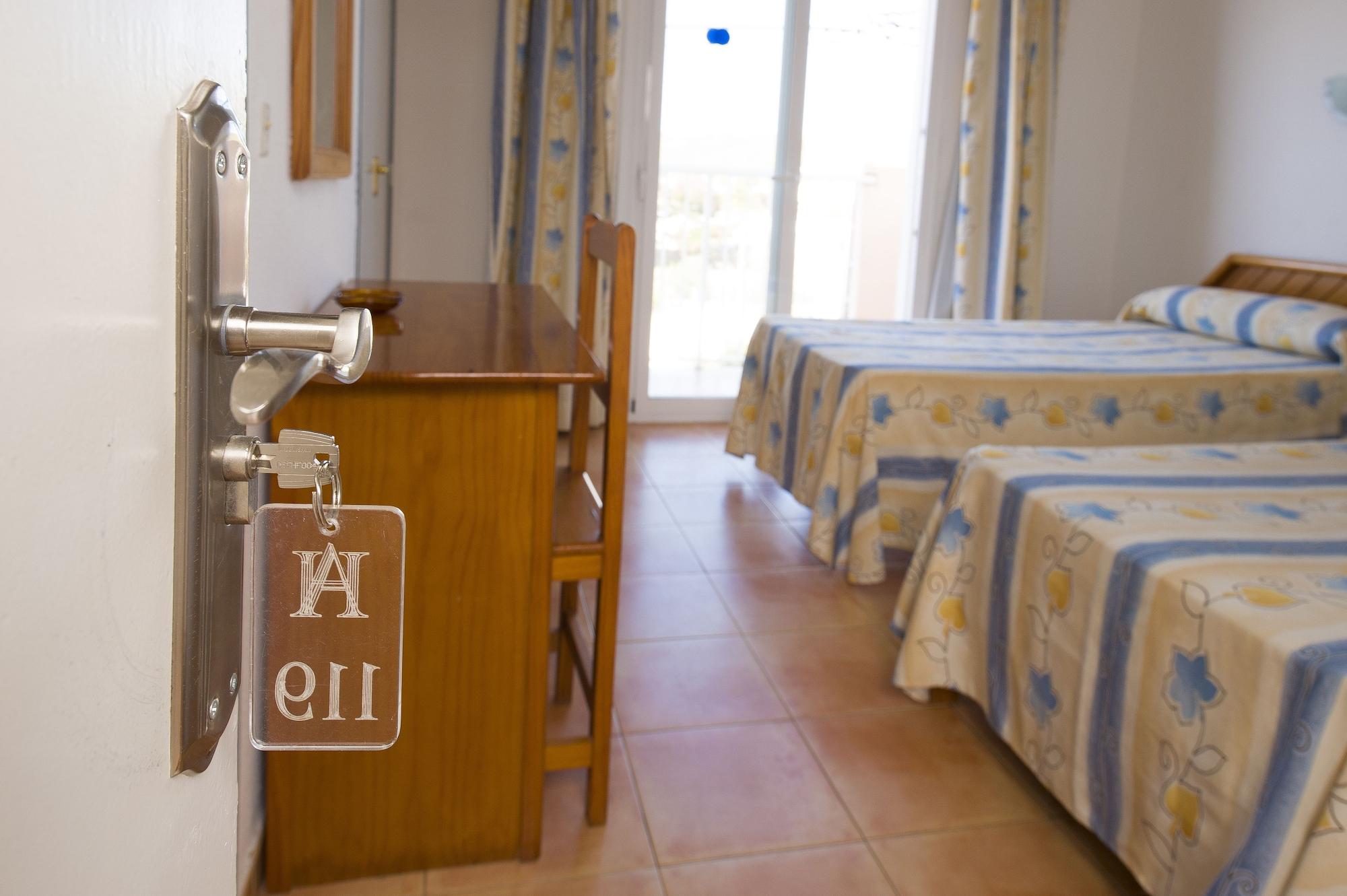 Hostal Anibal - Ab Group Сан-Антоніо Екстер'єр фото